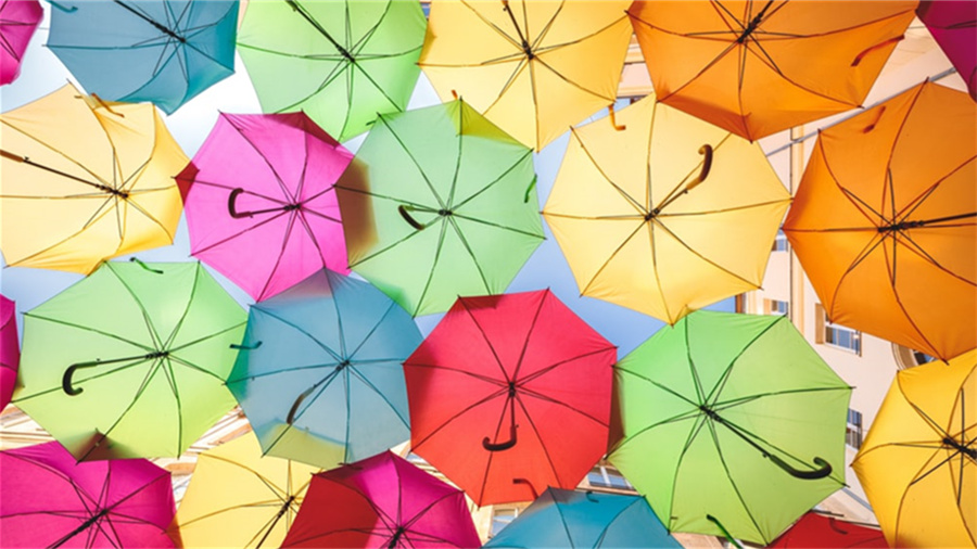 一个冠的淘宝店铺可以卖多少钱